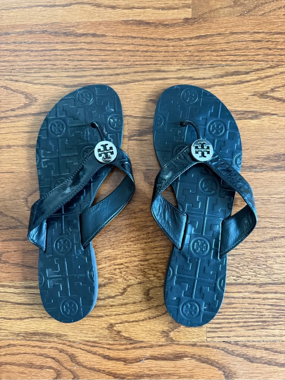 Tory Burch Thor’s Black Logo Thong Sandals 7